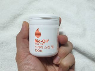 바이오오일 [바이오-오일] 드라이 스킨 젤 100ml — 5점을 준 리뷰어가 2021년 10월 올린 사용 사진