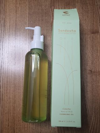 스킨큐어 산다화 순한 클렌징 동백 오일 200ml — 5점을 준 리뷰어가 2023년 4월 올린 사용 사진