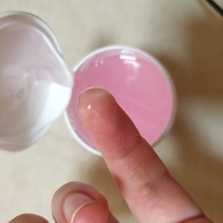 바이오오일 [바이오-오일] 드라이 스킨 젤 100ml — 5점을 준 리뷰어가 2021년 10월 올린 사용 사진