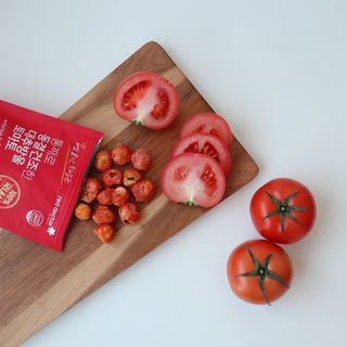 레드닥터 완숙토마토 + 통째로 동결건조한 대추방울토마토 — 5점을 준 리뷰어가 2022년 12월 올린 사용 사진