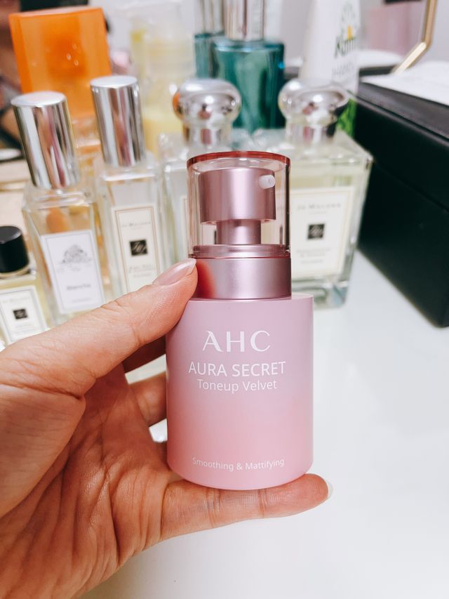 AHC 아우라 시크릿 톤업 벨벳 리뷰 사진