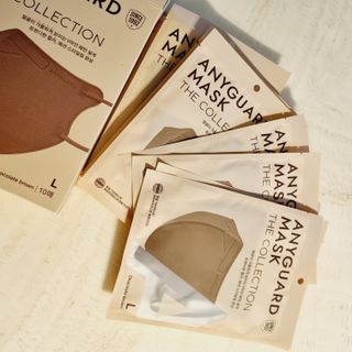 애니가드 셋업마스크 4컬러 각 10매입 [크리미베이지, 캐시미어로즈, 초콜렛브라운, 미드나잇네이비] — 4.5점을 준 리뷰어가 2022년 2월 올린 사용 사진