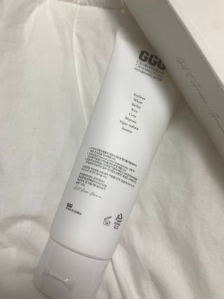 지지지 클린 퍼펙트 클렌징폼 120g — 5점을 준 리뷰어가 2022년 3월 올린 사용 사진