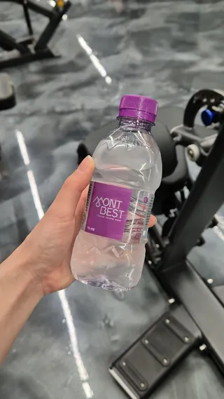 몽베스트 [MONTBEST] 330mL 20병 — 4.5점을 준 리뷰어가 2024년 4월 올린 사용 사진