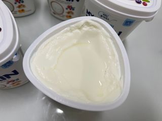 떠먹는불가리스 마이플레인 요거트 435g 6개입 — 4점을 준 리뷰어가 2021년 3월 올린 사용 사진