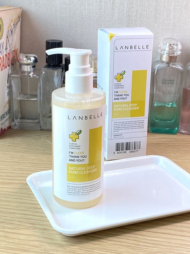 랑벨 내츄럴 딥 포어 클렌저 210ml (저자극 약산성 천연 클렌징 젤) 리뷰 사진