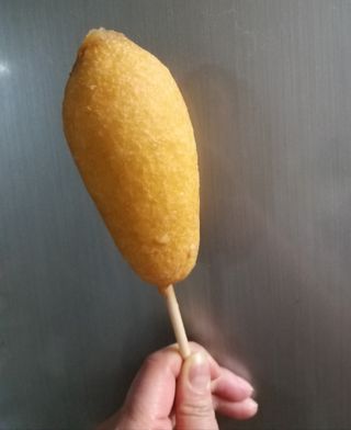오마뎅 한우핫도그 — 5점을 준 리뷰어가 2021년 5월 올린 사용 사진