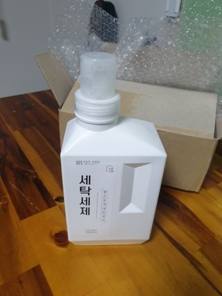 (주)바른양품 바른양품 친환경 세탁세제 1L — 5점을 준 리뷰어가 2022년 1월 올린 사용 사진