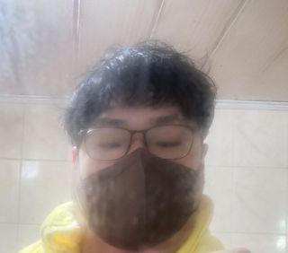 애니가드 셋업마스크 4컬러 각 10매입 [크리미베이지, 캐시미어로즈, 초콜렛브라운, 미드나잇네이비] — 4점을 준 리뷰어가 2022년 2월 올린 사용 사진