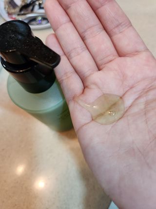 프리마인 메이크업과 들뜨는 각질까지 한방에 깐달걀로! 순하기까지한 셀베이스 그린티클렌저(200ml) — 5점을 준 리뷰어가 2023년 2월 올린 사용 사진