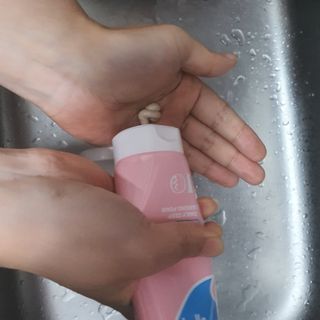 IO 아이오 오늘도 넌 예뻐 - 데일리딥 클렌징폼 — 5점을 준 리뷰어가 2021년 3월 올린 사용 사진