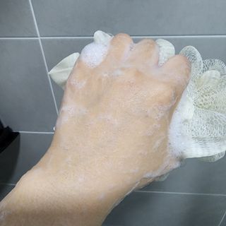 벨먼 내추럴 스파 머드레티놀 바디워시(그린로즈, 미드나잇 피오니) — 4점을 준 리뷰어가 2022년 5월 올린 사용 사진