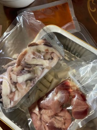 화끈한녀석들 새오똥400g 새우,오징어,똥집 볶음요리 소스,밀떡, 참기름 포함 — 5점을 준 리뷰어가 2022년 12월 올린 사용 사진