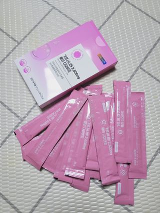 주식회사 얼굴반쪽 [얼굴반쪽 가르시니아 2,800mg] x 14포 1주 젤리 다이어트 보조제 체지방감소 — 5점을 준 리뷰어가 2021년 10월 올린 사용 사진