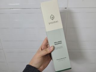 유메이 웰니스 샴푸 + 유메이 스칼프 브러쉬 — 4점을 준 리뷰어가 2022년 1월 올린 사용 사진
