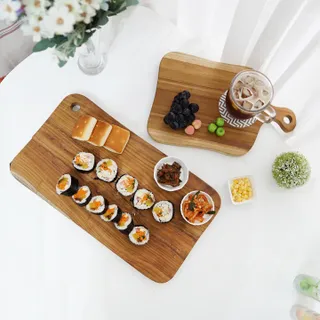 에디터스픽 소소한 티크 원목 도마+핸들형 플레이팅 도마 — 5점을 준 리뷰어가 2021년 9월 올린 사용 사진