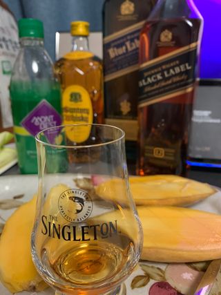 몽베스트 Montbest with Sparkling water Lemon OR Lime 20병(랜덤) — 4.5점을 준 리뷰어가 2021년 10월 올린 사용 사진