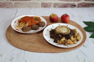 직탁 식단관리 3종 도시락 (두부 라자냐 라구빠에야, 두부로제 미트볼파스타, 닭탕수 직화 짜장 두부면) — 5점을 준 리뷰어가 2022년 6월 올린 사용 사진