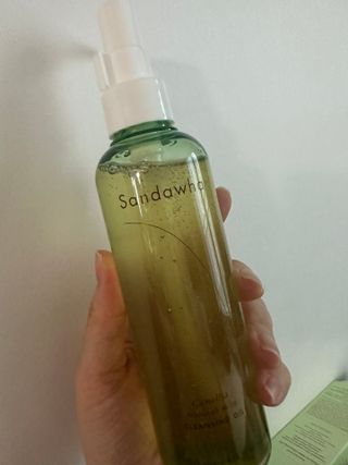 스킨큐어 산다화 순한 클렌징 동백 오일 200ml — 5점을 준 리뷰어가 2023년 4월 올린 사용 사진