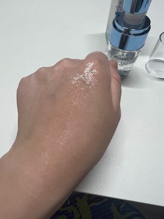 나우 [리브엠] 화해 1등 수분앰플 , 엑소코어 워터풀 텐션 앰플 — 5점을 준 리뷰어가 2023년 6월 올린 사용 사진