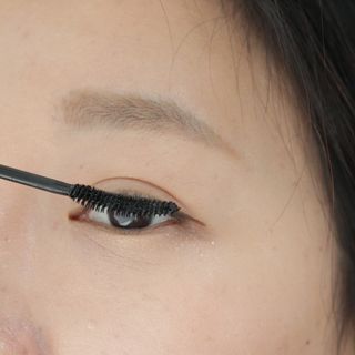 더소설 소설 블랙아이래쉬 세럼 10g(SOSEOL BLACK EYELASH SERUM 10g) — 4.5점을 준 리뷰어가 2023년 12월 올린 사용 사진