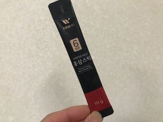[푸름웰니스] 프리미엄 6년근 홍삼스틱 3mg x 100포 — 5점을 준 리뷰어가 2022년 2월 올린 사용 사진