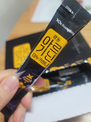 광동생활건강 [광동] 아르기닌 마누카 허니 20mlx50포 — 5점을 준 리뷰어가 2024년 1월 올린 사용 사진