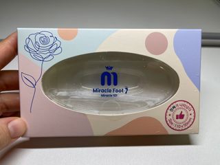 미라클풋 유리발각질제거기 물없이 쓱싹쓱싹 몇번만에 발각질 완벽제거 — 3.5점을 준 리뷰어가 2021년 8월 올린 사용 사진