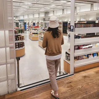 [스테이피플] STAYPEOPLE BUCKET HAT (IVORY) — 5점을 준 리뷰어가 2022년 9월 올린 사용 사진