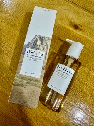 스킨1004 [SKIN1004] 마다가스카르 센텔라 라이트 클렌징 오일 200ml — 4점을 준 리뷰어가 2024년 8월 올린 사용 사진