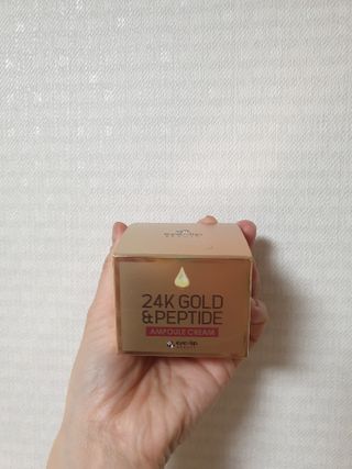 아이앤립 / EYENLIP 아이앤립 24K 골드 N 펩타이드 앰플 크림 — 4.5점을 준 리뷰어가 2021년 4월 올린 사용 사진