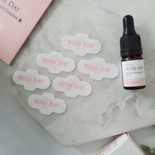 라라로즈데이 시즌2 천연 아로마오일 Y존 케어 속옷향수 이너퍼퓸 5ml  여성의 자존감을 UP시키자 — 5점을 준 리뷰어가 2021년 8월 올린 사용 사진