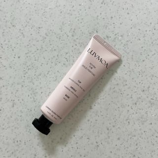 러브모아 향수 고체향수 승무원 고체향수 바르는 향수 니치향수 도손 우드세이지 앤 씨솔트 — 5점을 준 리뷰어가 2022년 11월 올린 사용 사진