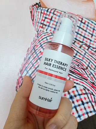 썸헤어 / SUMHAIR 썸헤어 실키 테라피 헤어 에센스 — 5점을 준 리뷰어가 2021년 4월 올린 사용 사진