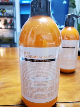 썸헤어 / SUMHAIR 썸헤어 실크 볼륨 샴푸+트리트먼트 프룻자스민티 — 5점을 준 리뷰어가 2021년 6월 올린 사용 사진