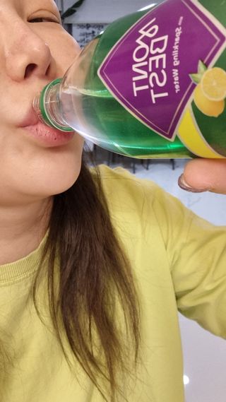 몽베스트 Montbest with Sparkling water Lemon OR Lime 20병(랜덤) — 5점을 준 리뷰어가 2022년 12월 올린 사용 사진