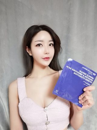 101스킨 영앤리치 하이드로겔 마스크팩 — 5점을 준 리뷰어가 2021년 2월 올린 사용 사진