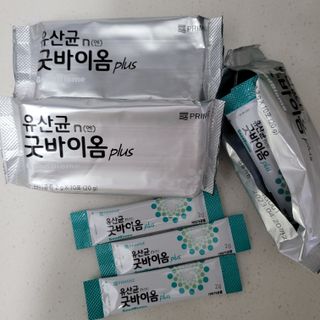 프리마인 유산균 국가지정연구소 선정, 살아있는 생유산균 200억 마리의 힘. 유산균n굿바이옴플러스 — 5점을 준 리뷰어가 2021년 10월 올린 사용 사진