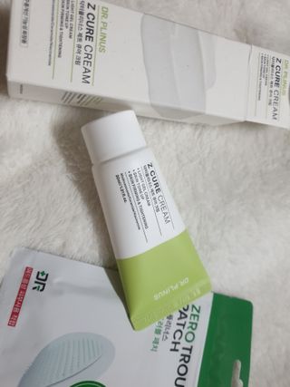 닥터플리너스 제트 큐어 크림 30ml + 제로 트러블 패치 9EA — 5점을 준 리뷰어가 2022년 4월 올린 사용 사진
