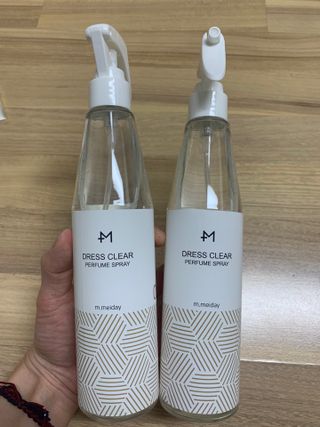 [엠메이데이] 드레스클리어 퍼퓸 스프레이 300ml 프리지아 가든향+프리지아 파출리향 — 5점을 준 리뷰어가 2022년 1월 올린 사용 사진