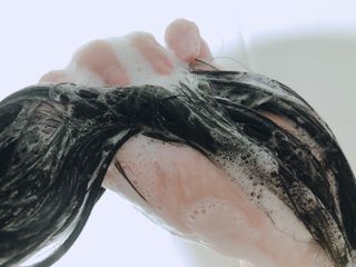 헤어플러스 가는모발용 비타 서플라이 샴푸, 트리트먼트, 앰플 5개SET — 5점을 준 리뷰어가 2021년 7월 올린 사용 사진