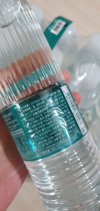 닥터유 제주용암수 닥터유 용암수 — 5점을 준 리뷰어가 2021년 8월 올린 사용 사진
