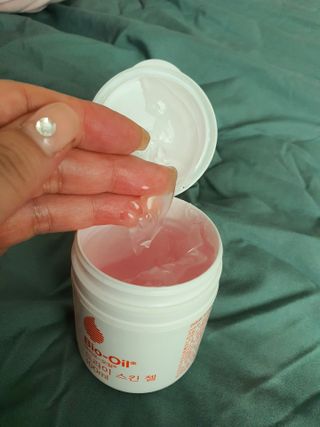 바이오오일 [바이오-오일] 드라이 스킨 젤 100ml — 4점을 준 리뷰어가 2021년 7월 올린 사용 사진