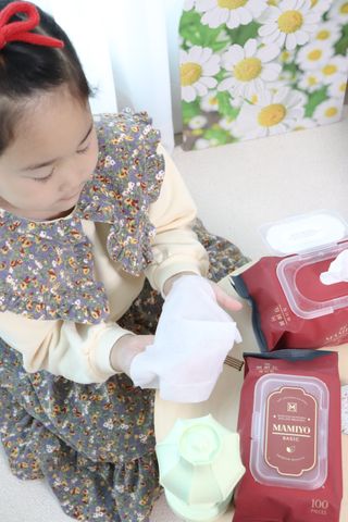 마미요 대용량 플레인 아기물티슈 베이직 캡형 100매 * 10개 — 5점을 준 리뷰어가 2022년 12월 올린 사용 사진