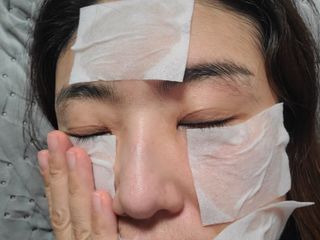 스킨큐어 산다화 비타민c 화이트닝 토너 150ml — 4.5점을 준 리뷰어가 2021년 12월 올린 사용 사진