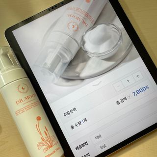 MF프리 [닥터문] 유산균 락토케어 질경초 여성청결제 200ml (폼타입) — 5점을 준 리뷰어가 2022년 7월 올린 사용 사진