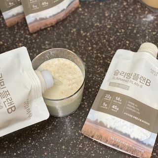 일일하우 슬리밍 플랜B 고소한 귀리맛, 진한 카카오맛 (체중조절식) — 5점을 준 리뷰어가 2023년 8월 올린 사용 사진