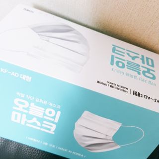 [심폐소생소] 오늘의마스크 KF-AD 비말차단 황사 여름용 마스크 — 3점을 준 리뷰어가 2021년 8월 올린 사용 사진