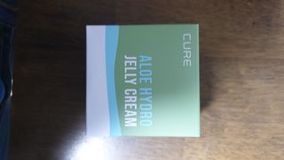김정문알로에 큐어 큐어 알로에 리프레쉬 젤리 세럼, 큐어 알로에 하이드로 젤리 크림 — 5점을 준 리뷰어가 2021년 4월 올린 사용 사진
