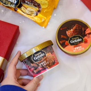 롯데제과 본젤라또 비스킷&바닐라카라멜바, 본젤라또 베리쇼콜라컵 — 5점을 준 리뷰어가 2021년 12월 올린 사용 사진